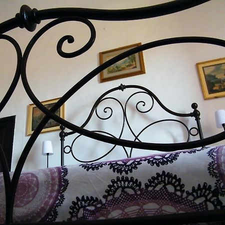B&B Il Glicine Montefollonico 部屋 写真