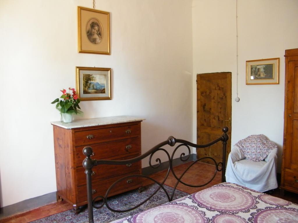 B&B Il Glicine Montefollonico エクステリア 写真