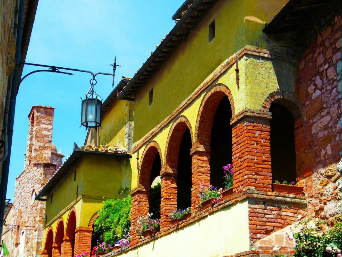 B&B Il Glicine Montefollonico エクステリア 写真