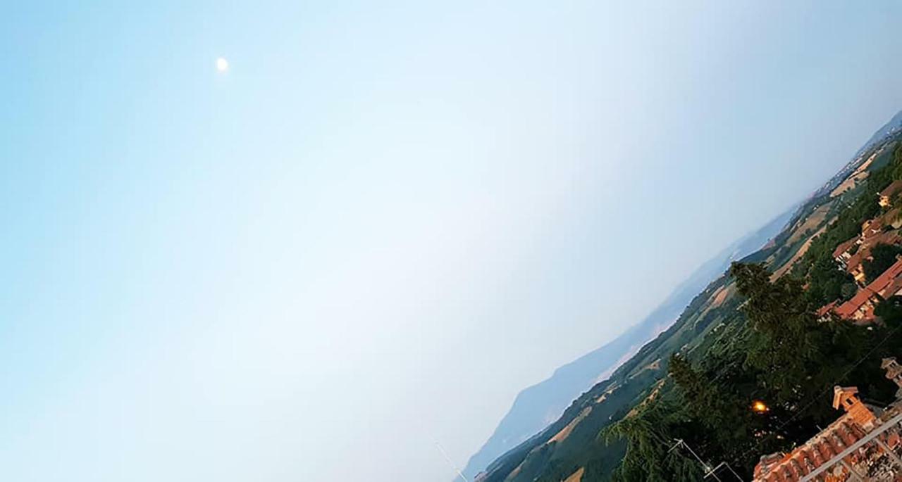 B&B Il Glicine Montefollonico エクステリア 写真