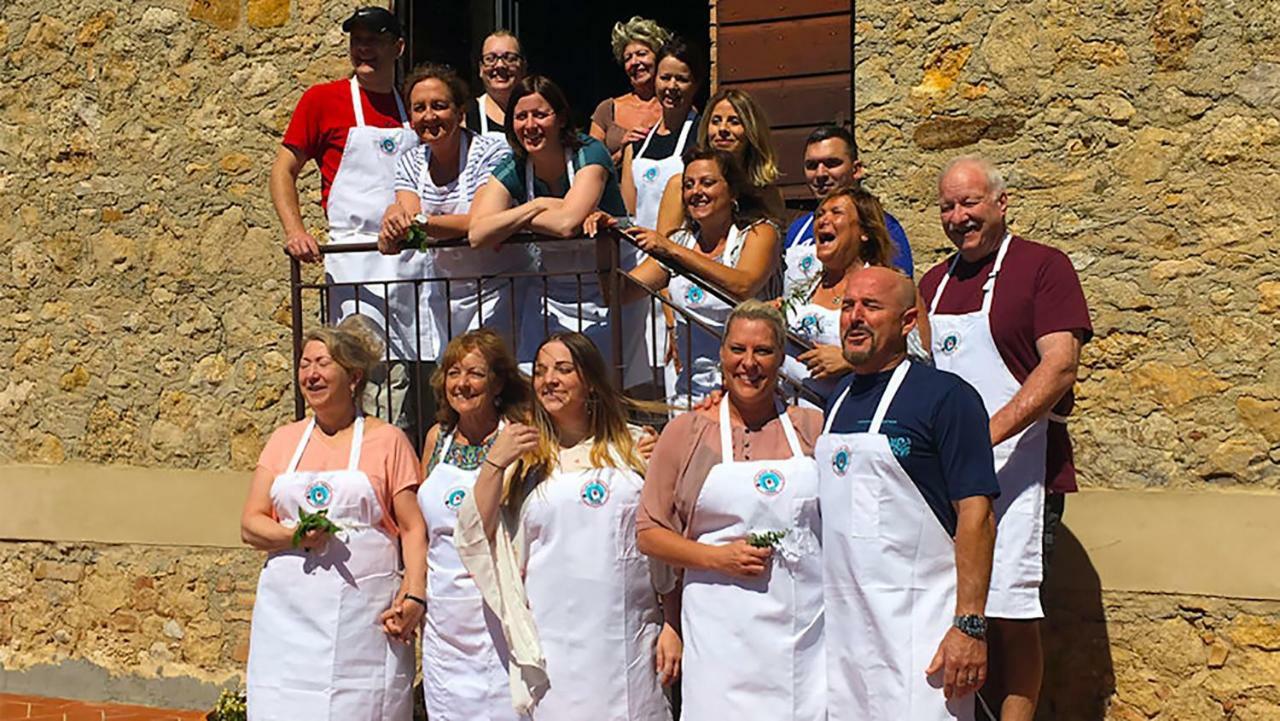 B&B Il Glicine Montefollonico エクステリア 写真
